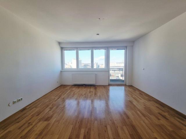 Urbanes Wohnen mit Lift & Loggia – 62,60 m², 5. Etage, sofort verfügbar | € 849, inkl. BK & USt