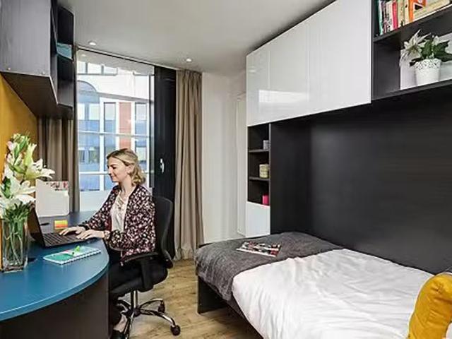 Urbanest Tower Bridge, London Studio Apartments