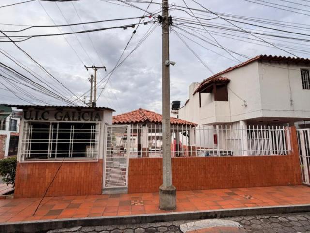 URBANIZACION GALICIA \ CASA