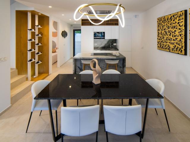 Urbanización de 14 villas independientes, a 7´de las blancas. 150m² Orihuela Costa