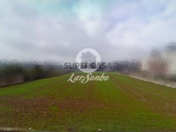 Terreno em Vilar e Mosteiró