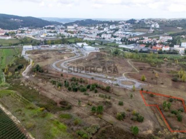 Urbanizável em Évora de Alcobaça