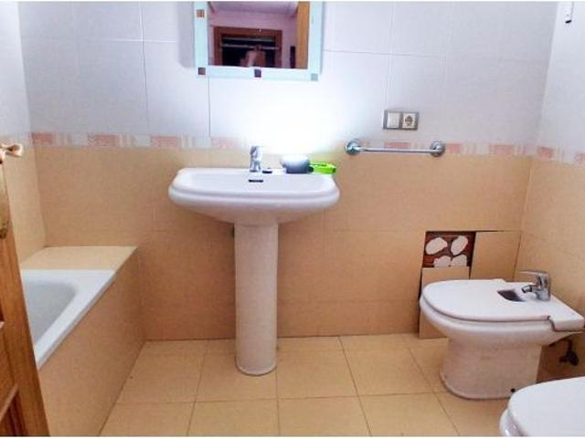 Urbis te ofrece un piso en venta en zona Puente Ladrillo Toreses, Salamanca