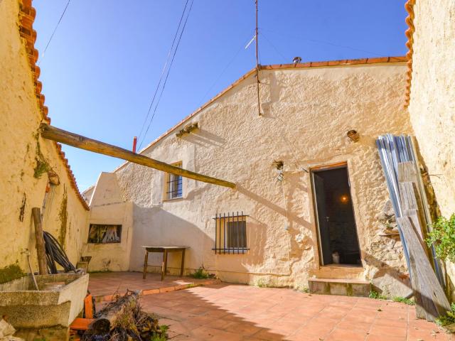 Urbis te ofrece una casa en venta en Frades de la Sierra, Salamanca