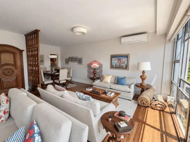 URCA Apartamento 130m2, mobiliado, 3 quartos, vaga e com vista panorâmica