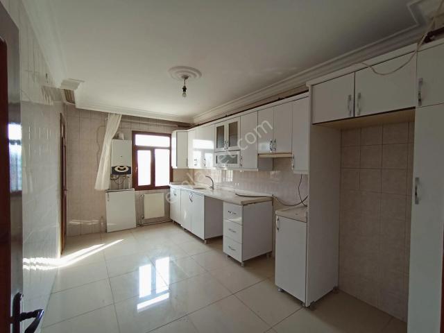 Urfa Yolu Üzeri Kantar Ceylan Avm Arası 3+1 Ara Kat Hasarsız Kiralık Daire