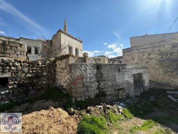 Ürgüp Ulaşlı Köyünde Satılık Otel Yapımına Uygun Kargir Ev