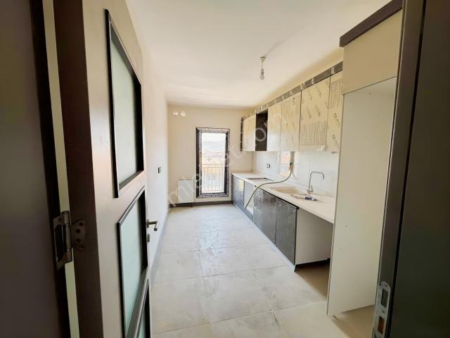 Ürgenpaşa Zübeyde Hanım Anaokulu Karşısı Kiralık Daire