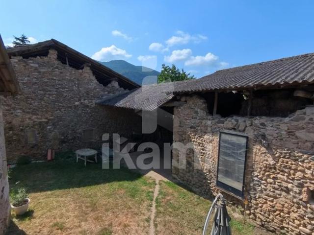 URGENT ! Magnifique corps de ferme rénové à la Baume d'Hostu