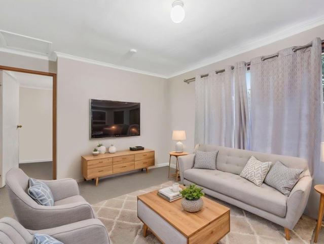 URGENT SALE MUST BE SOLD! PRIME LOGAN CENTRAL LOCATION