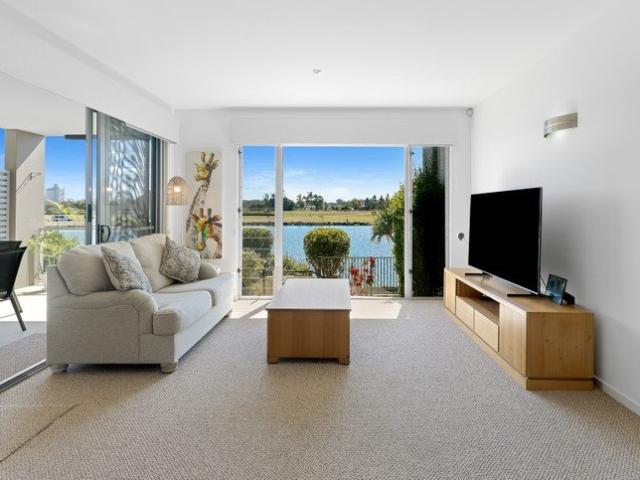 Urgent Sale Required: Seller relocating to assisted living Must be sold!