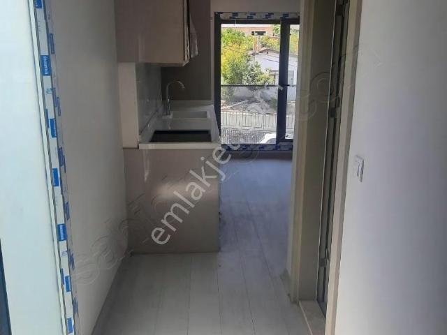 Urla Merkezde Çarşı İçinde Kiralık Daire