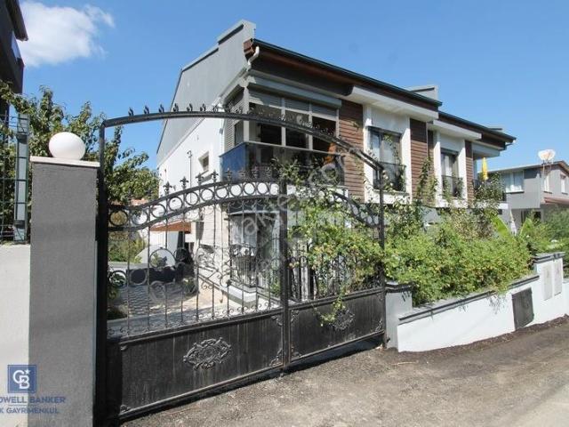 Urla Da Satılık Lüks Daire Büyüleyici Manzara, Tertemiz 5+1