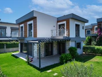Urla Çeşmealtı Site İçerisinde Müstakil Kiralık 3+1
