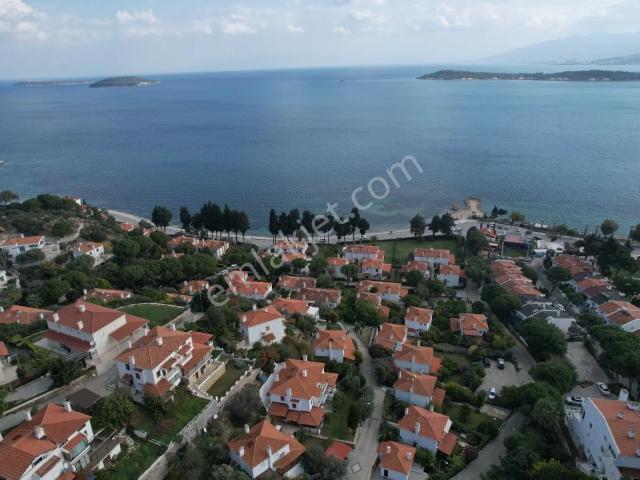 Urla İskele Yelkenkaya Sitesi'nde Satıklık 3+1 Özel Villa
