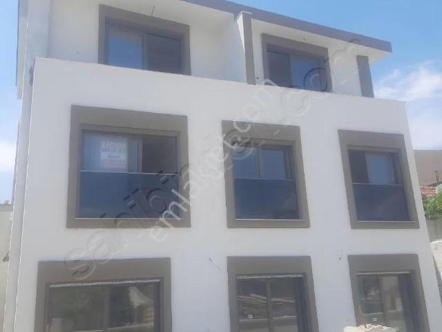 Urla Yaka Mah Satilik Asansör Lü 3+1dublex Daire
