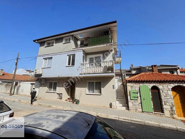 Urla Yaka Mahallesinde Lokasyonu Güçlü Yatırımlık 1+1 Fırsatı.!