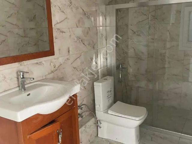 Urla Yenikent Mah Kiralık 1+1 Daire