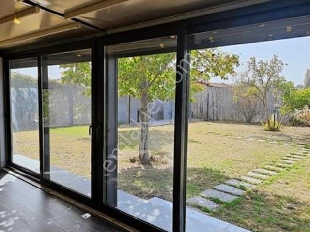 Urla'da Kiralık Müstakil Ev