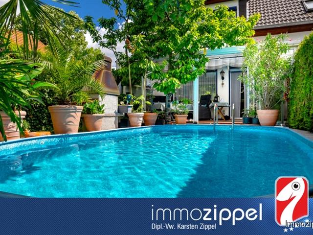 Urlaub zu Hause mit Pool in Mahlsdorf/Nord: DHH Bj. 95, 4 Zi Kü 2 Bäder, Keller, 263 m² Grdstück