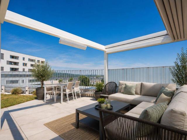 Urlaubsfeeling | Dachterrasse m. Pergola, Garten u. privaten Zugang zum Rooftop Pool | Familienfreundliche Anlage | DAN Küche l Tiefgarage