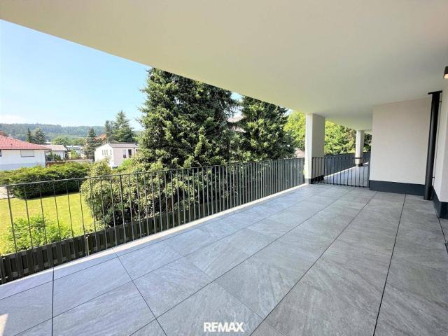 Urlaubsflair am Wörthersee: Moderne, möblierte 2 Zimmer Wohnung mit XL Terrasse in Krumpendorf