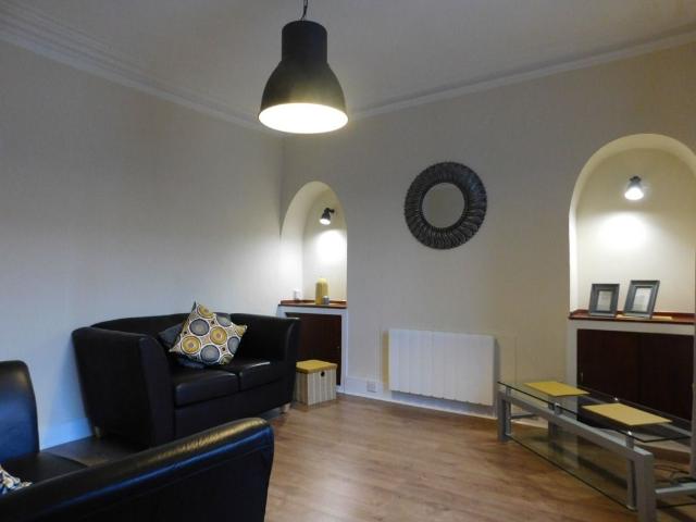 Urquhart Road, City Centre, Aberdeen AB24, 2 bed flat to rent, £600 pcm | PrimeLocation