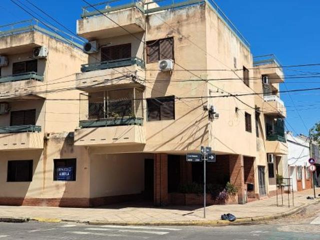 Urquiza 1498 Edificio el Jardín PB.Dto.2 – Cod.: 6537