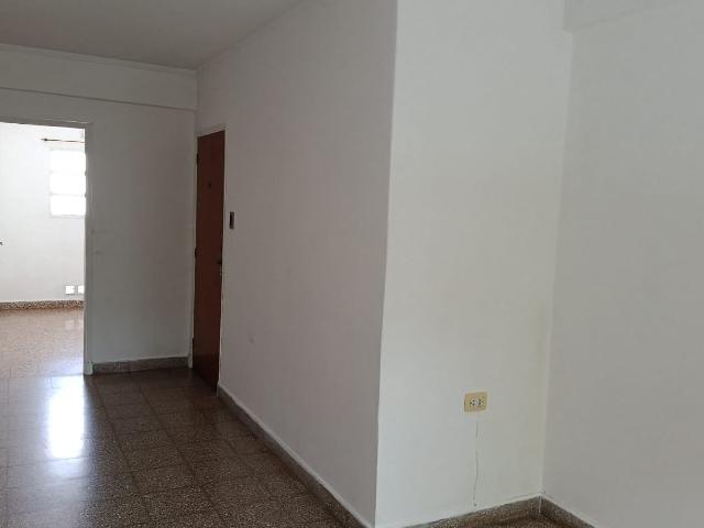 Urquiza 1366 Piso 1 – Cod.: 8686
