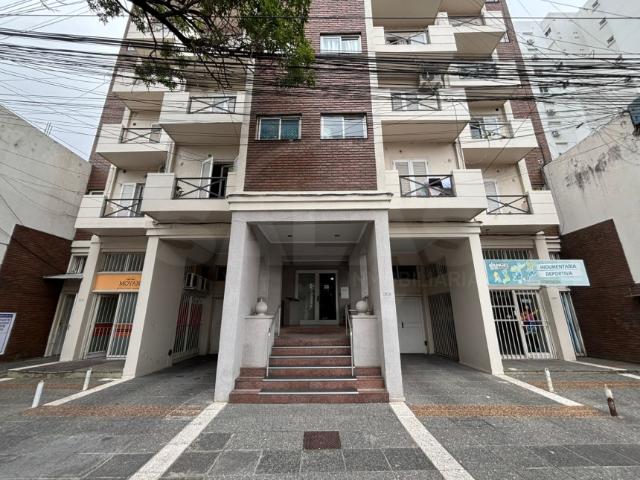 Urquiza 2500, Centro