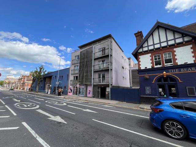 Ursa Court, Brighton, BN2 4AE 2 bed flat to rent £1,595 pcm £368 pw