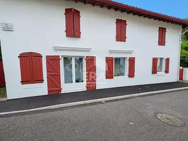 Urt 64240 Achat / Vente maison 6 pièces t6 piscine parking
