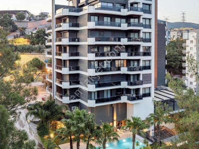 Ütopya Suite Sitesinde Deniz Manzaralı 4+1 Kiralık Daire
