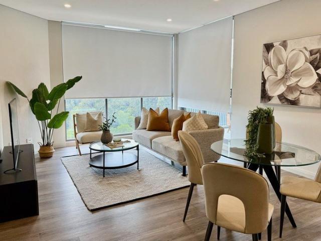 Utility Model apartment with bush view just come to the Market!