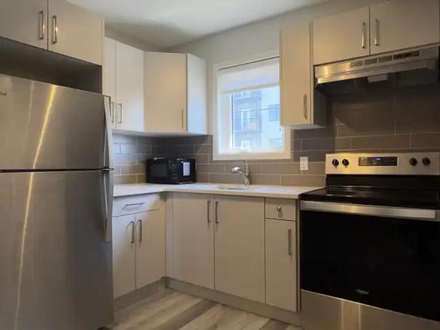 Utilities Included 1 Bedroom Garage Suite
