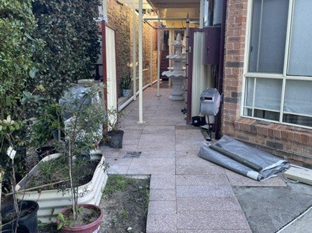 Utilities included Great Location Close to Transport Bus/Metro furnished Queen bed, study table Washing Machine Dishwasher Microwave Fridge