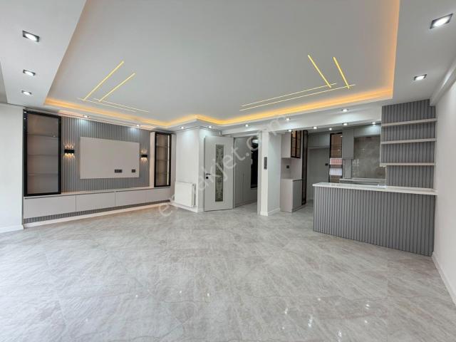 Utku Mahallesinde 3+1 Full Lüks Satılık Daire