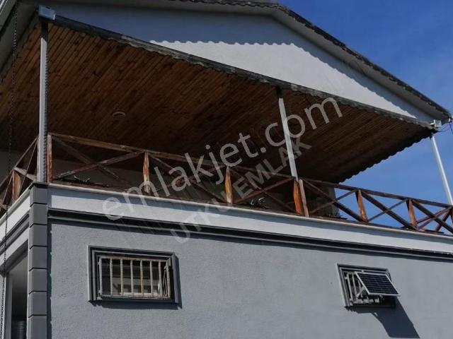 Utku Emlak Krklareli Hacızekeriya Göl Manzaralı Müstakil Ev