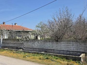 Utku Emlaktan Babaeski Oruçlu Köyünde Müstakil Köyevi Ve Arsa