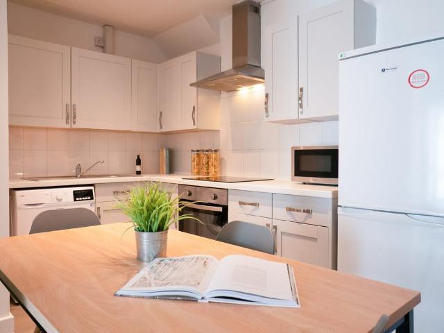Uttoxeter New Road, Derby DE22 7 bed house to rent £4,187 pcm £966 pw
