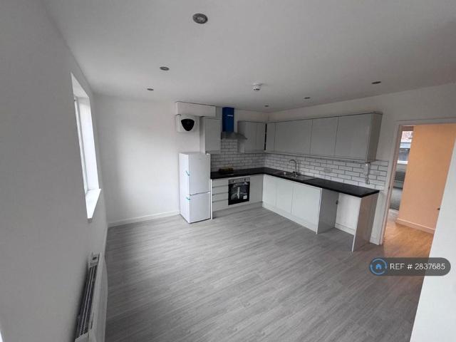 Uttoxeter Road, Stoke On Trent, ST3 1 bed flat to rent £700 pcm £162 pw
