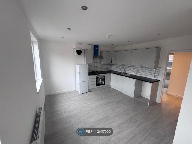 Uttoxeter Road, Stoke On Trent ST3, 1 bed flat to rent, £650 pcm | PrimeLocation