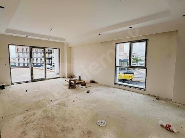 ŞUURAM'DAN KAYAŞEHİR'DE 3+1 130M2 SATILIK ÖZEL DAİRE