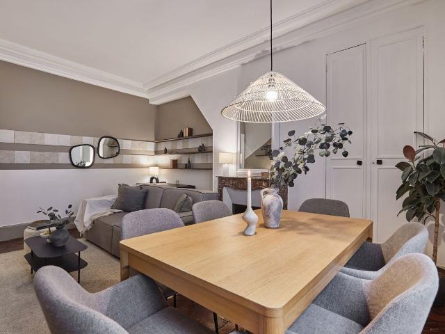 Uvila 3 bedrooms at Archives, Paris Amsterdam Apartments for Rent