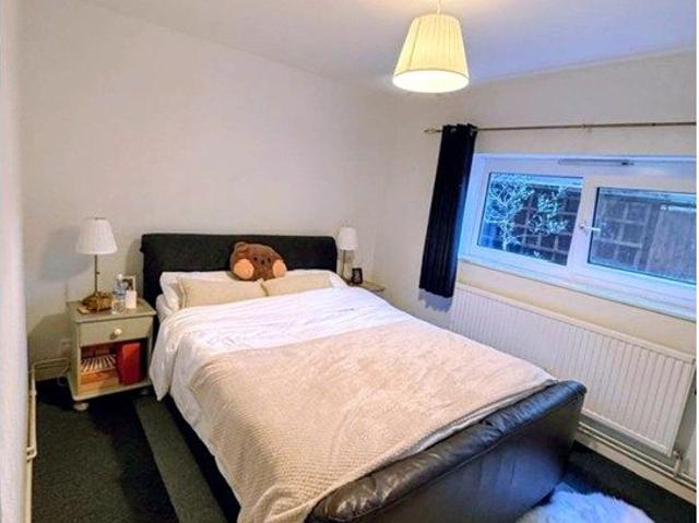 Uxbridge, Hillingdon UB8, 1 bed flat to rent, £1,475 pcm | PrimeLocation