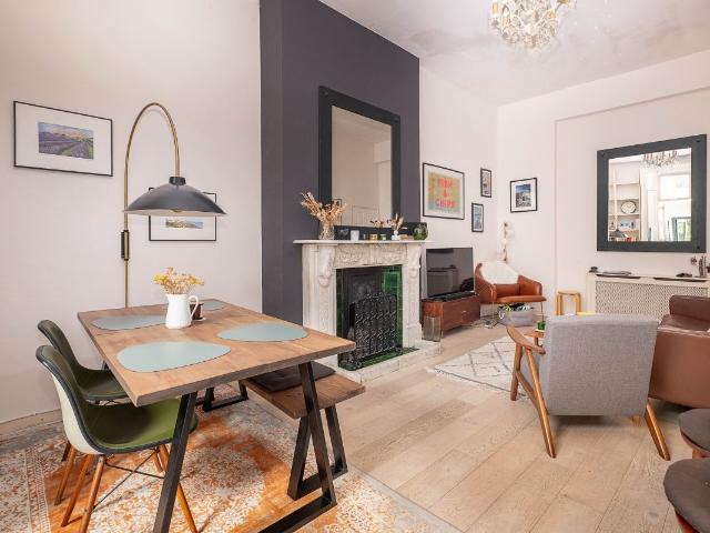 Uxbridge Road, Kingston Upon Thames KT1, 1 bed flat to rent, £2,250 pcm | PrimeLocation