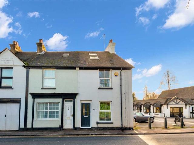 Uxbridge Road, Rickmondsworth, Middlesex WD3, 3 bed end terrace house to rent, £2,350 pcm | PrimeLocation