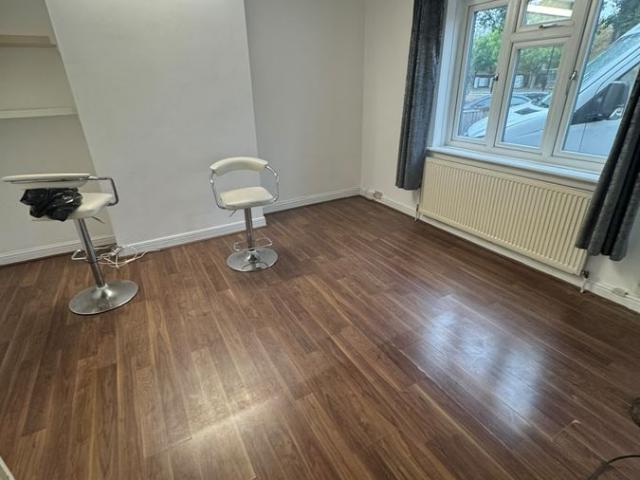 Uxbridge Road, Slough SL2, 3 bed semi detached house to rent, £2,100 pcm | PrimeLocation