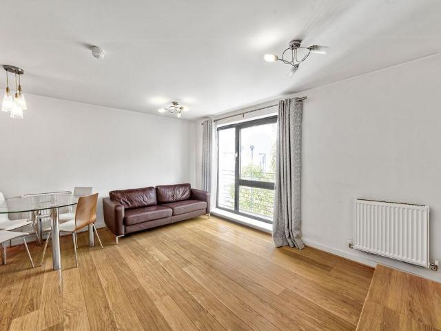 Uxbridge Road, West Ealing, London W13, 1 bed flat to rent, £1,850 pcm | PrimeLocation