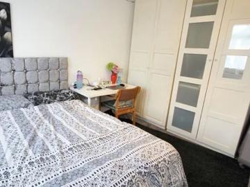 Uxendon Crescent, London, HA9 9TW, United Kingdom | Room for rent #132992578 | Rentberry